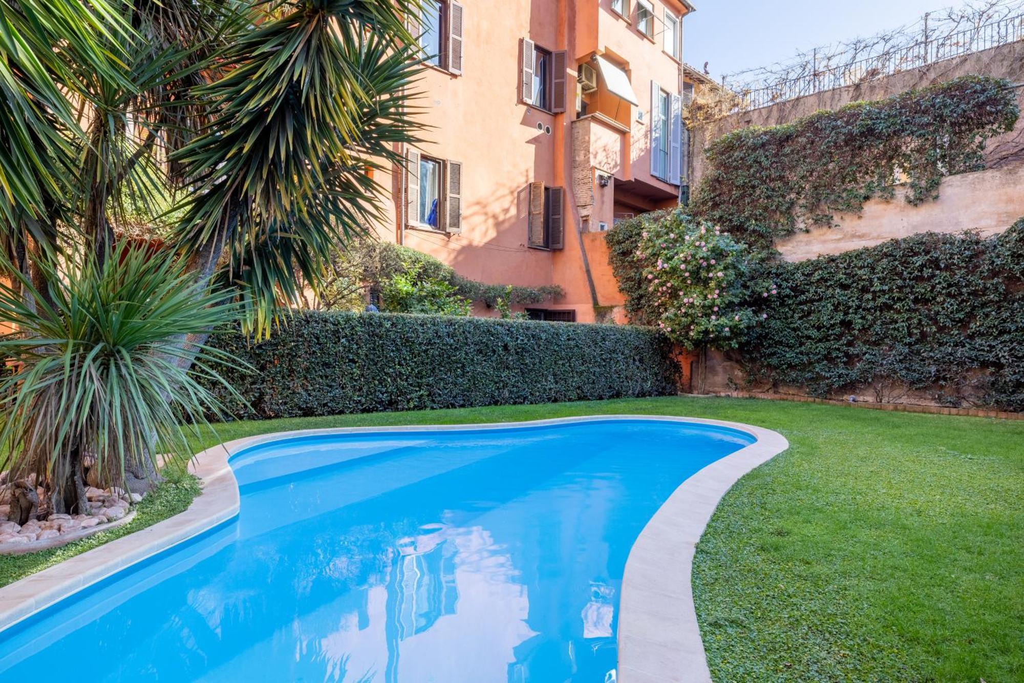 Apartment Eos Retreat In Trastevere With Pool Rome