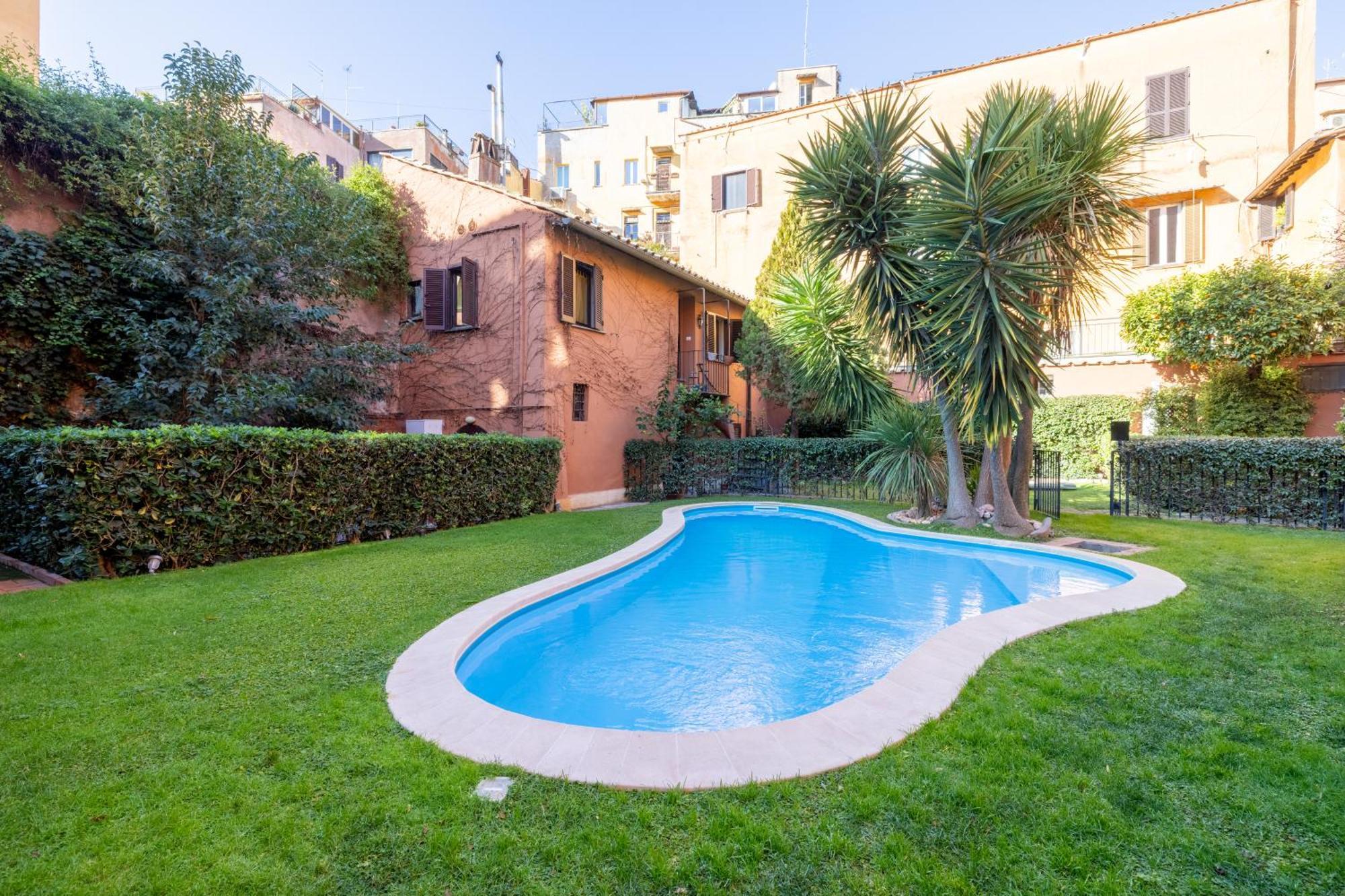 Eos Retreat In Trastevere With Pool Apartment Rome